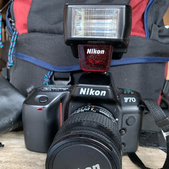 Vintage Nikon F70 film camera plus accessories - Picture 2 of 3